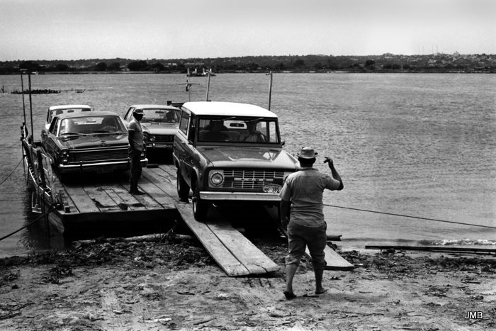 AÑO 1974 - BLANCO Y NEGRO - VIDA CAMPESINA EN PARAGUAY (JOSÉ MARÍA BLANCH)